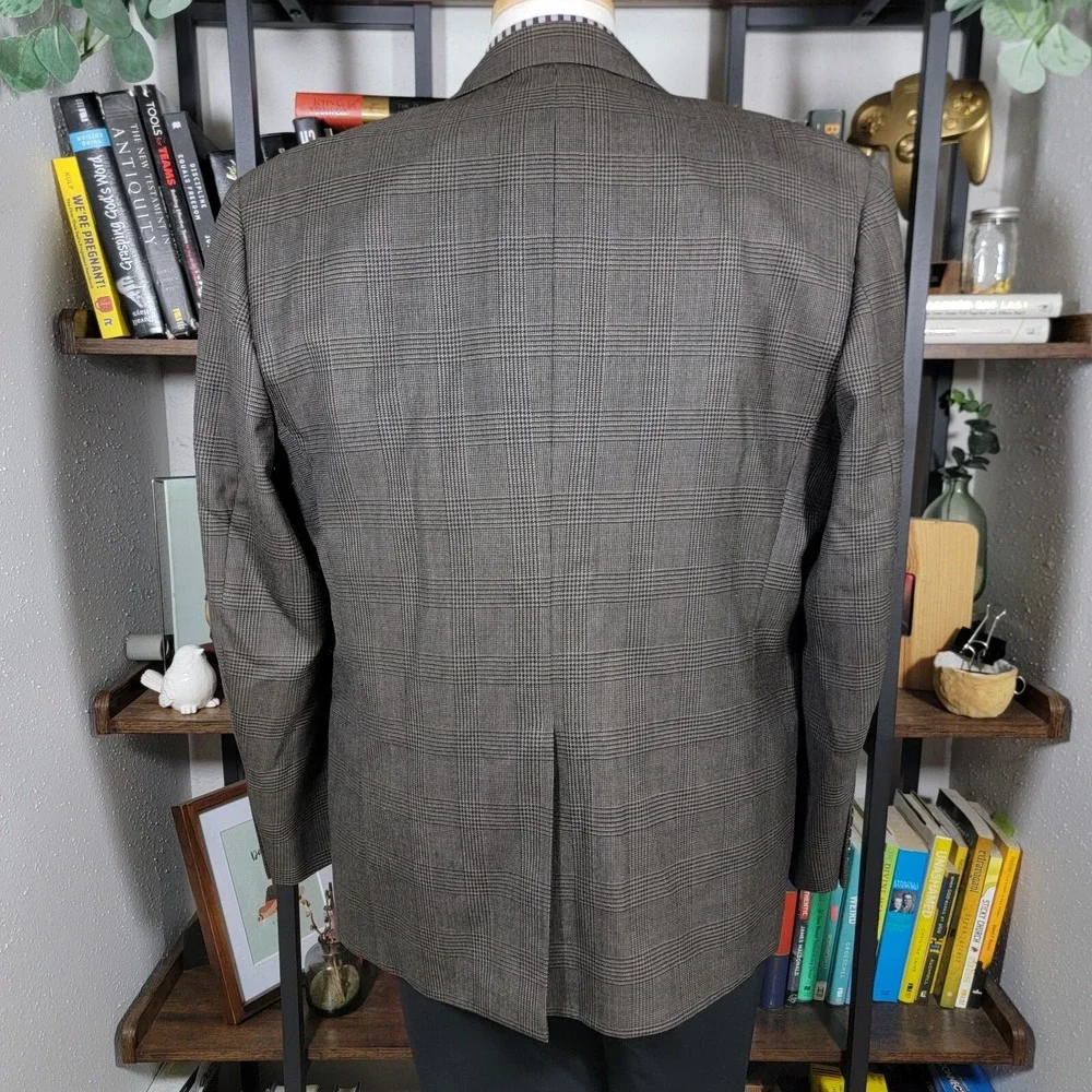 Club Room Men's Sport Coat Blazer Two Button‎ Plaid Brown Pure Wool Size 43R
